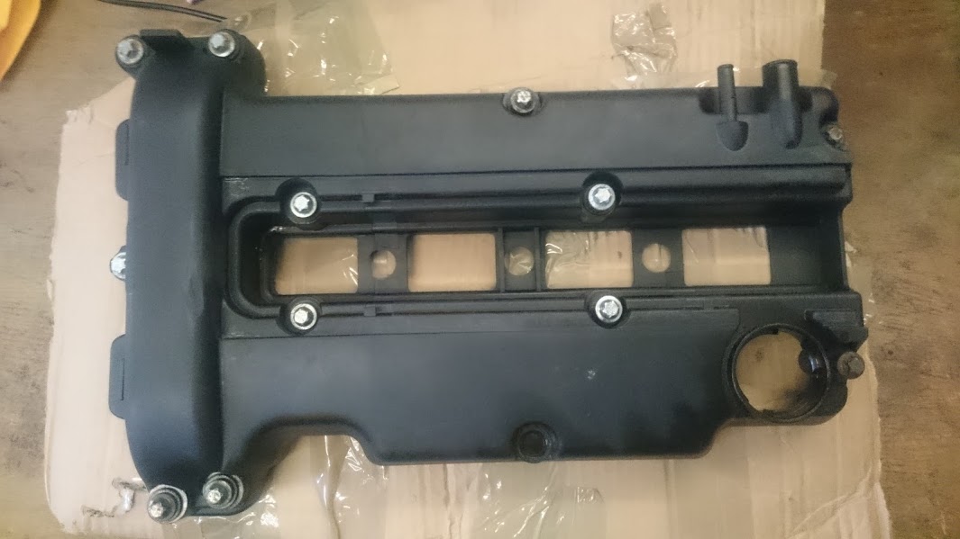 Kryt hlavy valcov OPEL 1,2 1,4 bezín 55351461